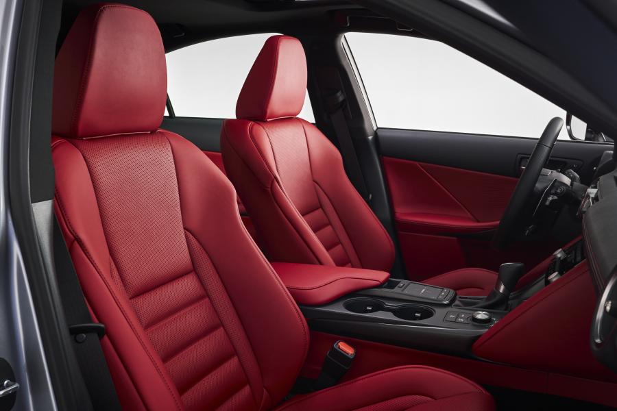 Интерьер Lexus IS350 F-Sport 2020 года  (NA) (фото 35 из 51)